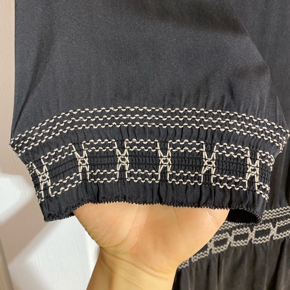 Guess by Marciano Silk Lace Flowy Square Neckline 3/4 Sleeve Blouse Size Small - Picture 4 of 11